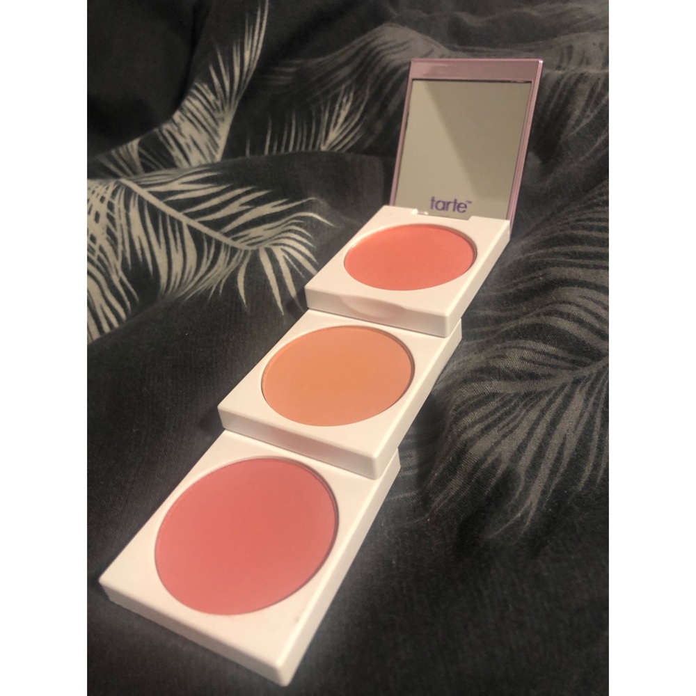 Tarte blush